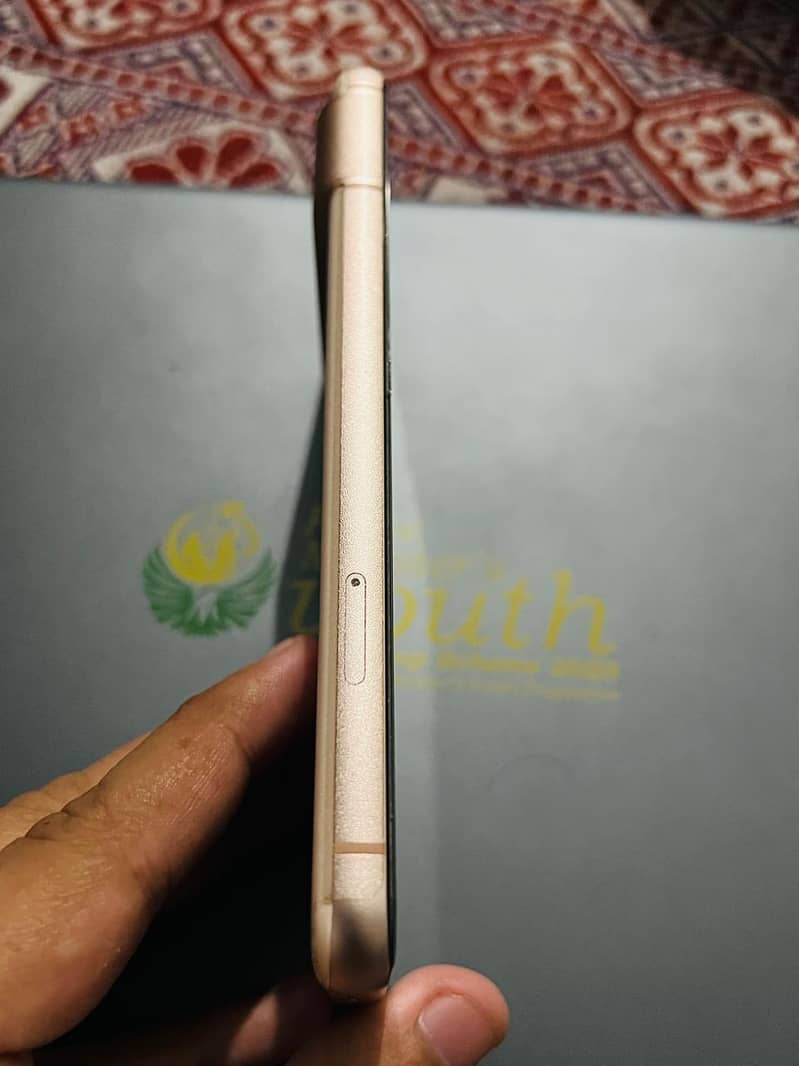Google Pixel 8 2