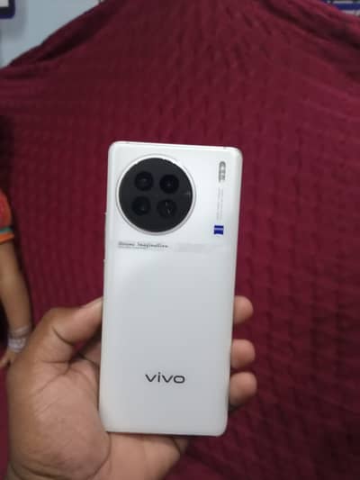 Vivo X90s