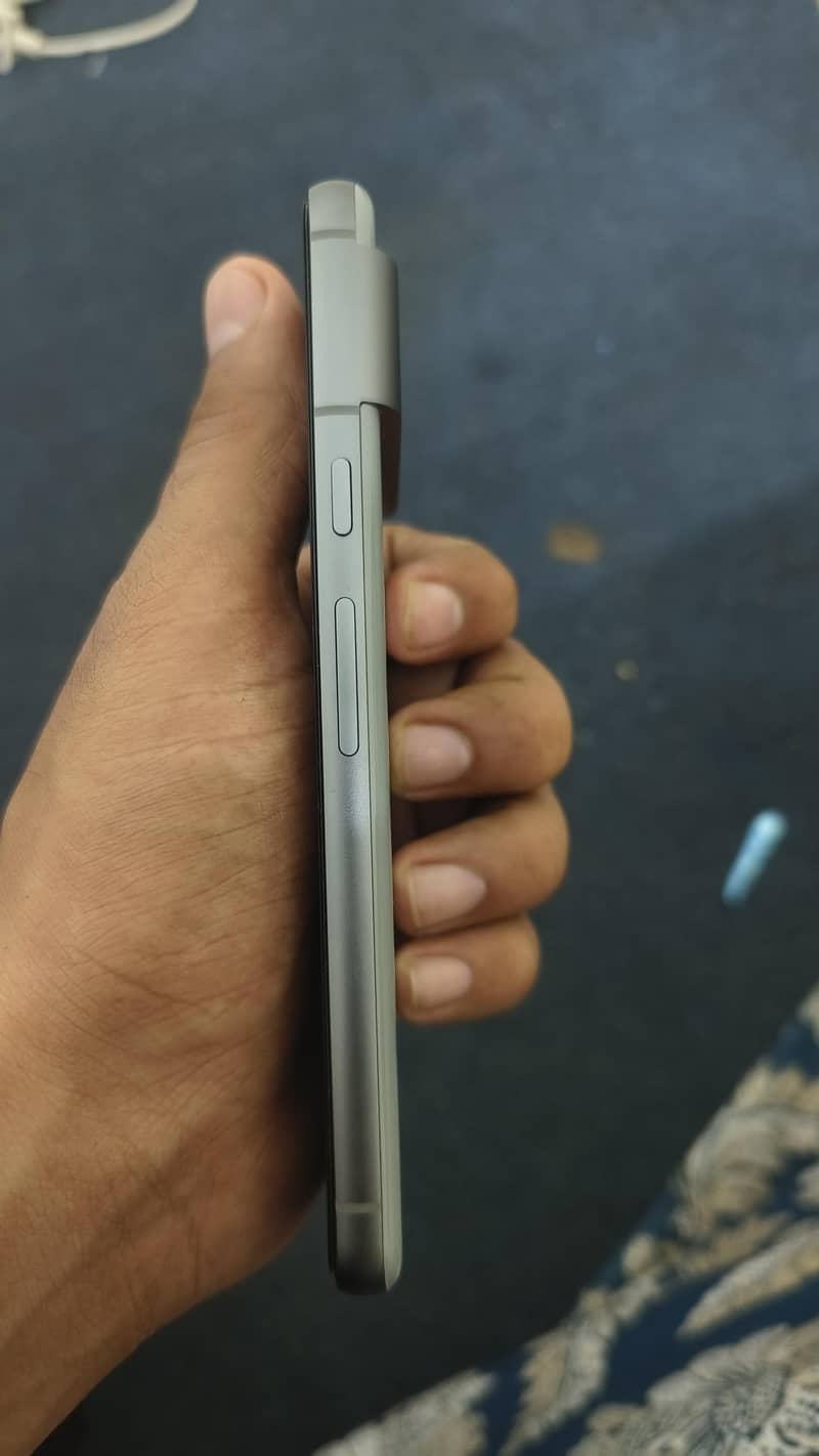 Google pixel 8 2