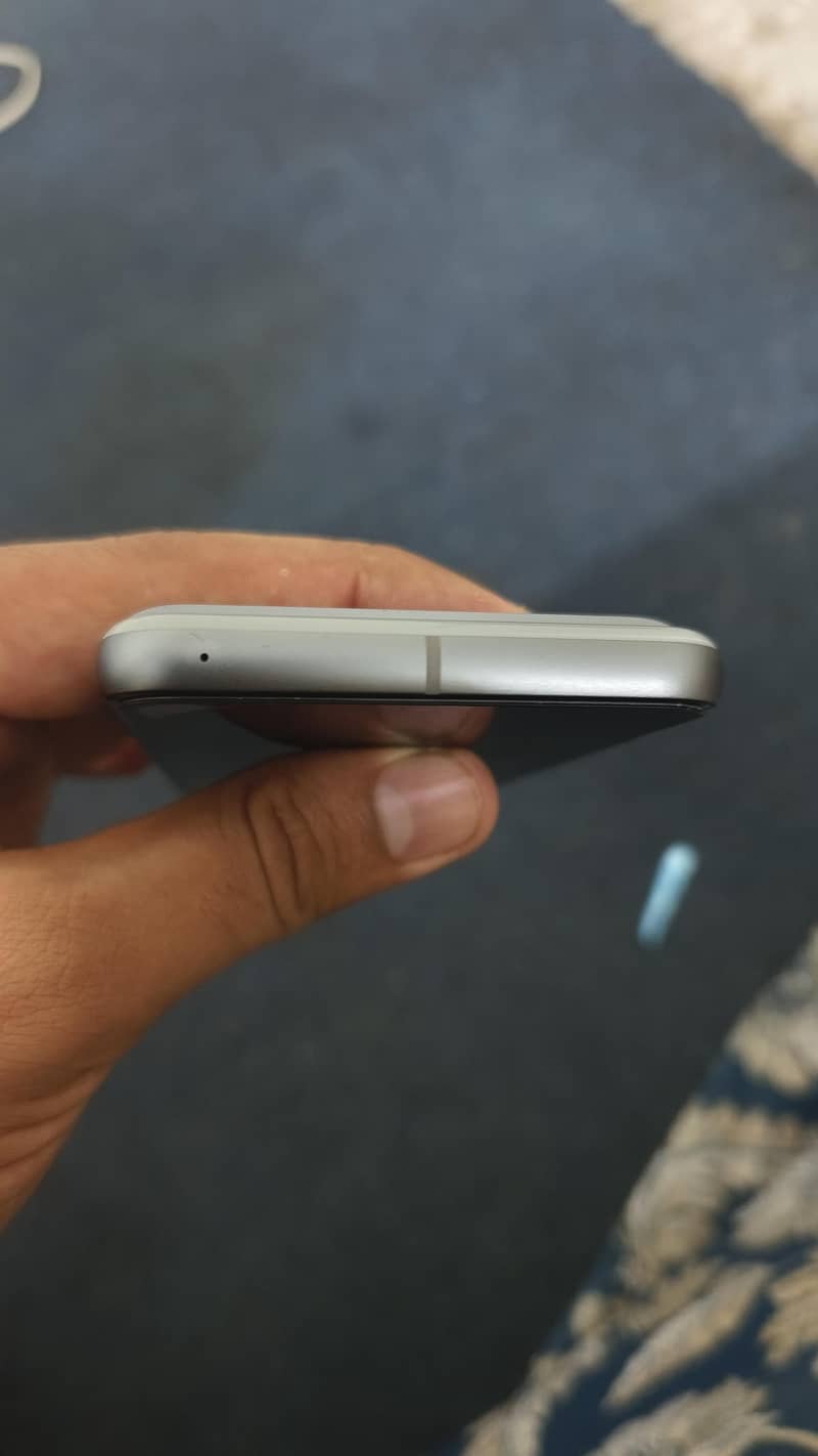 Google pixel 8 3