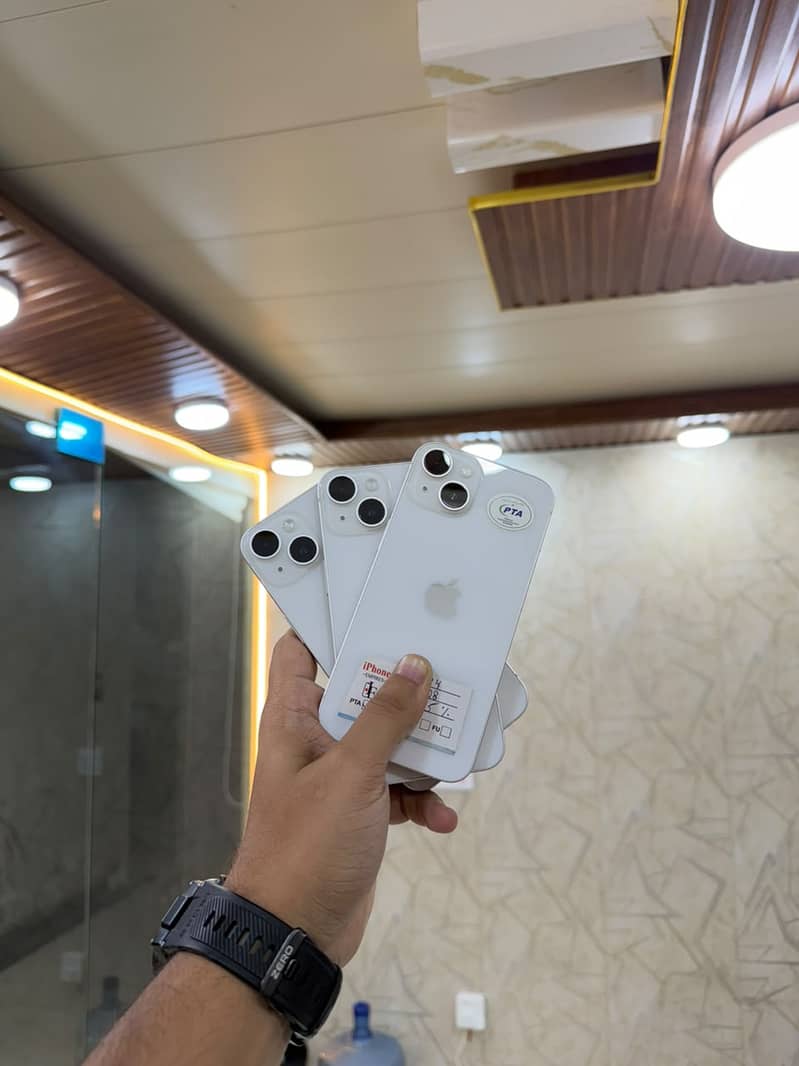 Apple iPhone 14 2