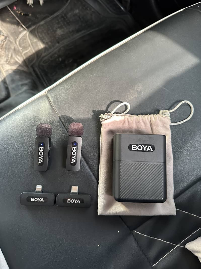 Boya Dual Wireless Microphone System (Type-C & Lightning Compatible) 0