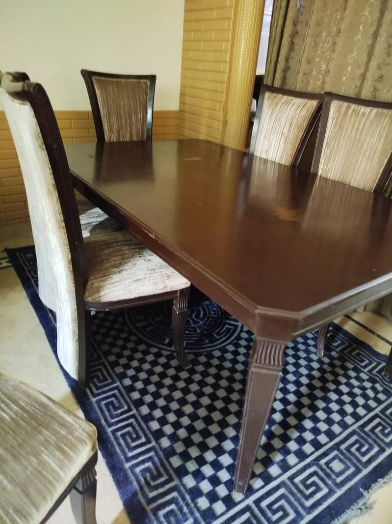7 seater sofa+ dining table 2