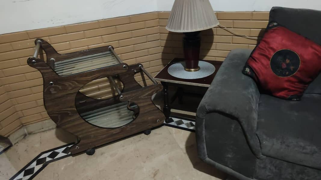 7 seater sofa+ dining table 6