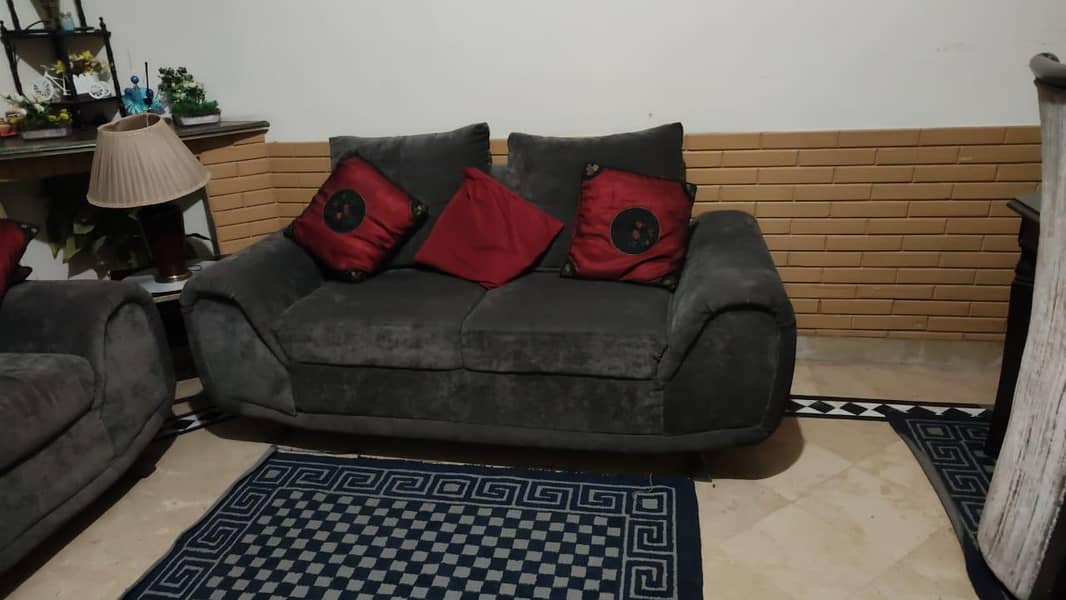 7 seater sofa+ dining table 8