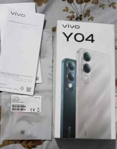 vivo yo4,  4+4/64