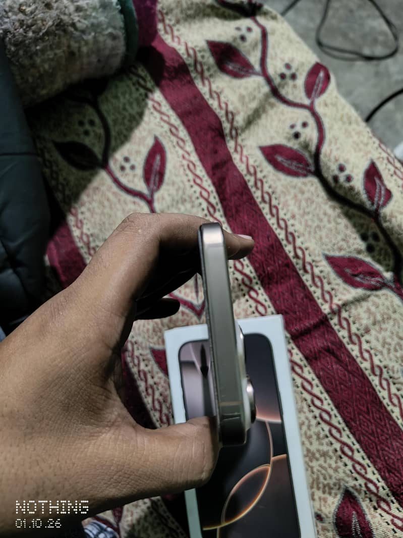 Apple iPhone 16 Pro Max 5