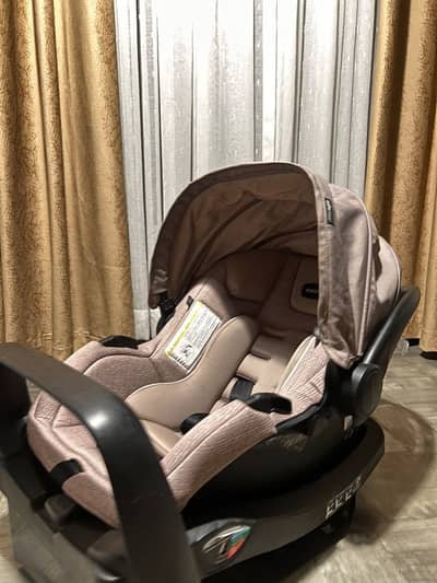 Even Flo car seat