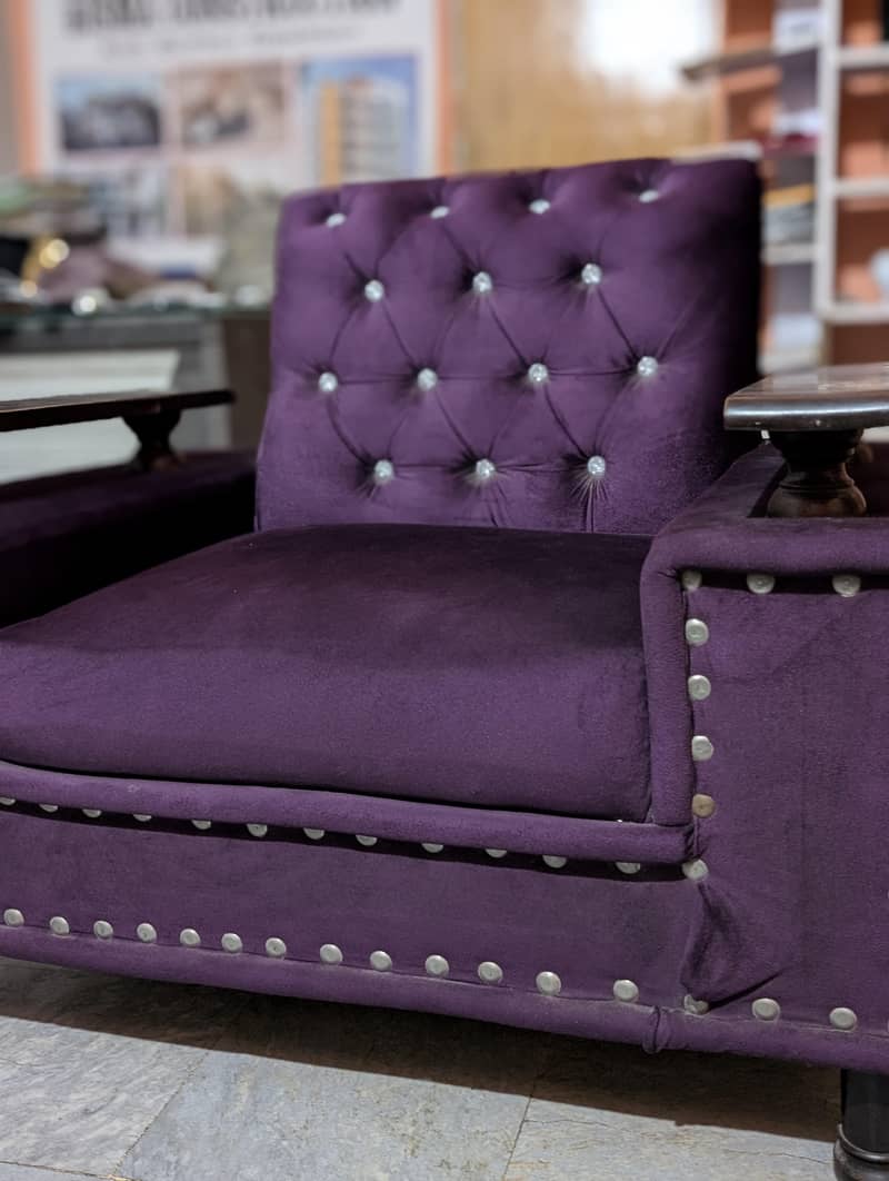 SOFA SET 7 SEATER 2
