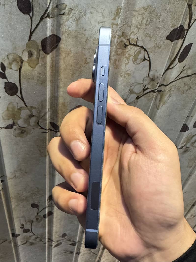Apple iPhone 14 1