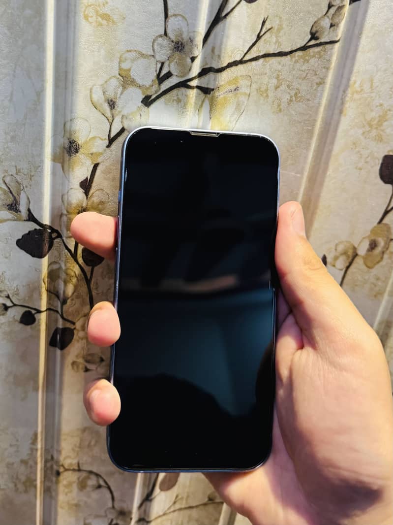 Apple iPhone 14 2