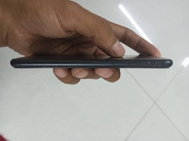 Apple iPhone 7 4