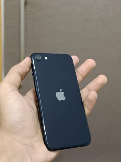 Apple iPhone SE