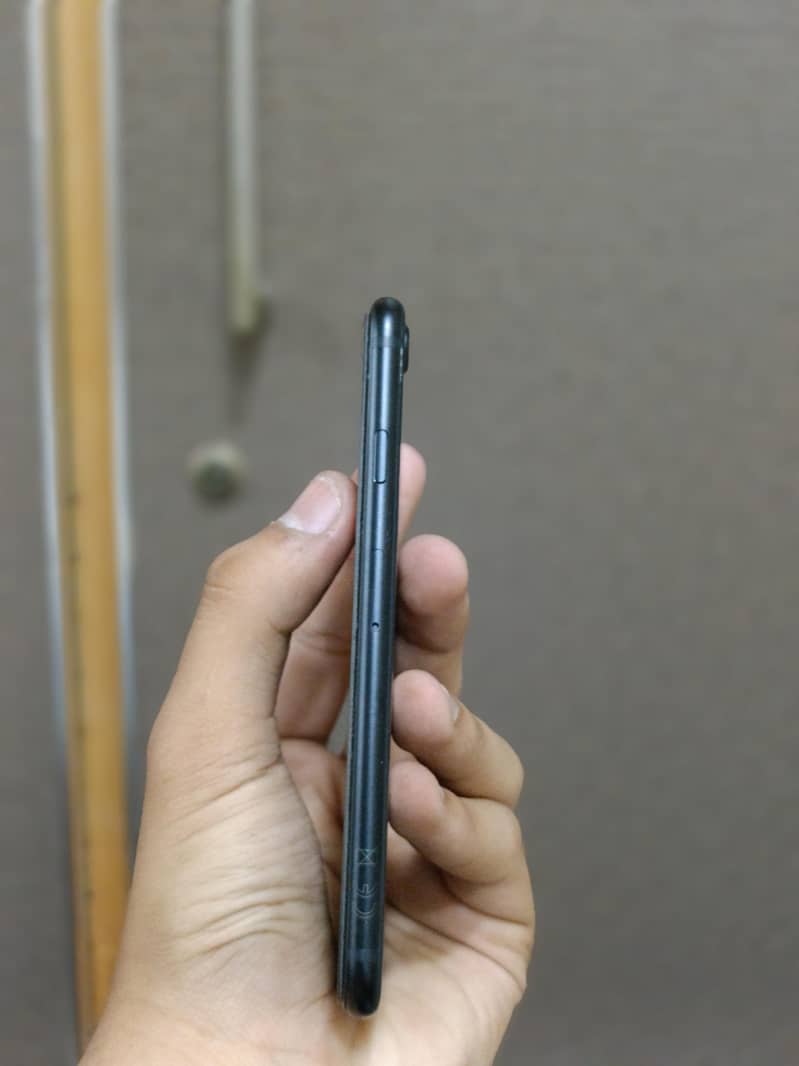 Apple iPhone SE 2