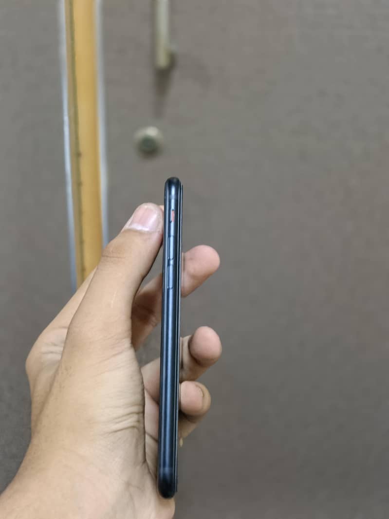 Apple iPhone SE 3