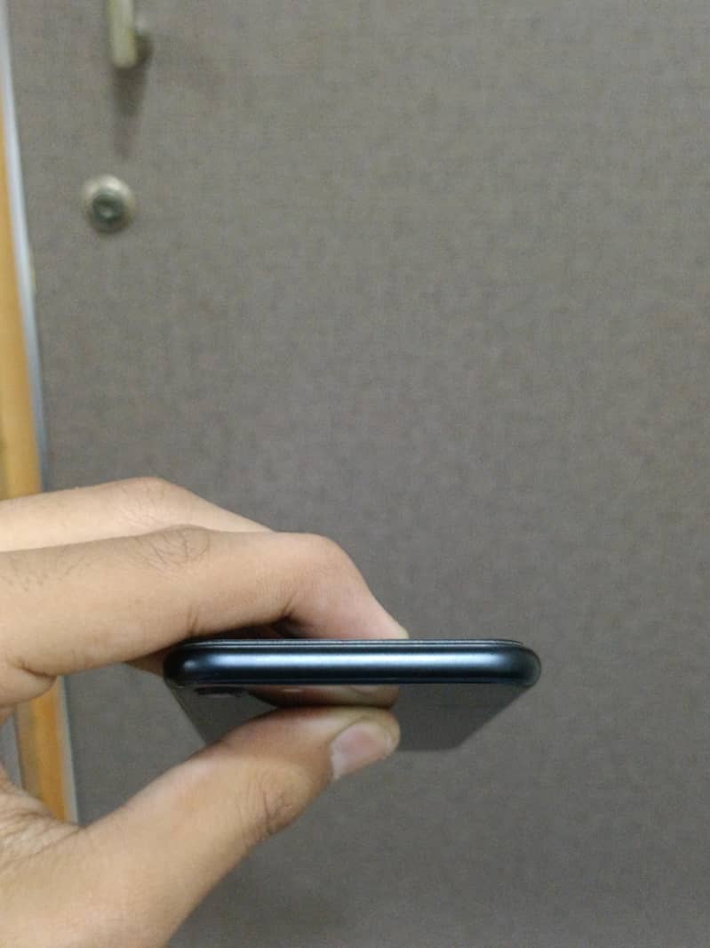 Apple iPhone SE 4