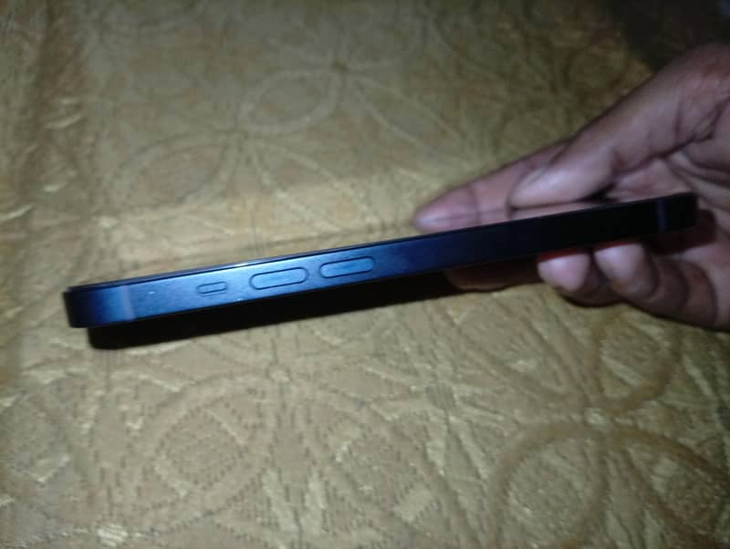 Apple iPhone 14 1