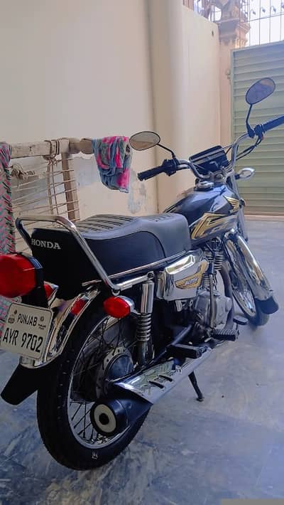 Honda CG 125 Special Edition 2025 Black