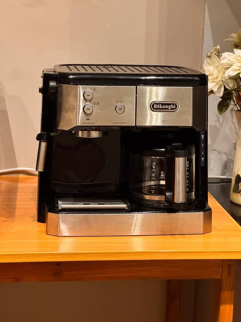DeLonghi Coffee Machine 1