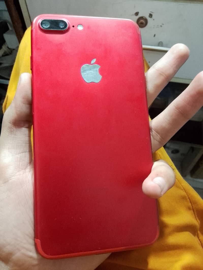 Apple iPhone 7 Plus 0