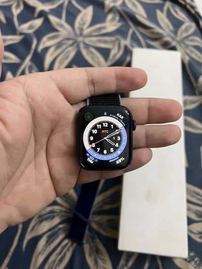 Series 6 Apple Watch 44mm
