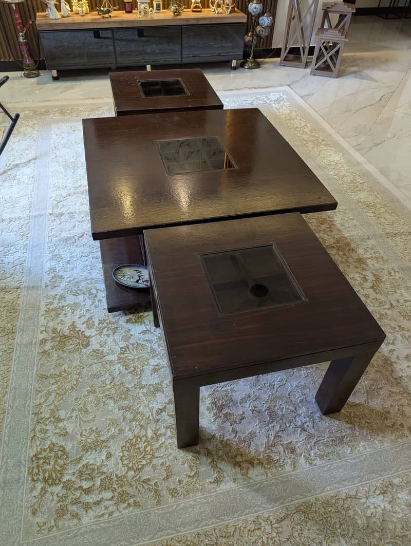 Centre table & side tables 3