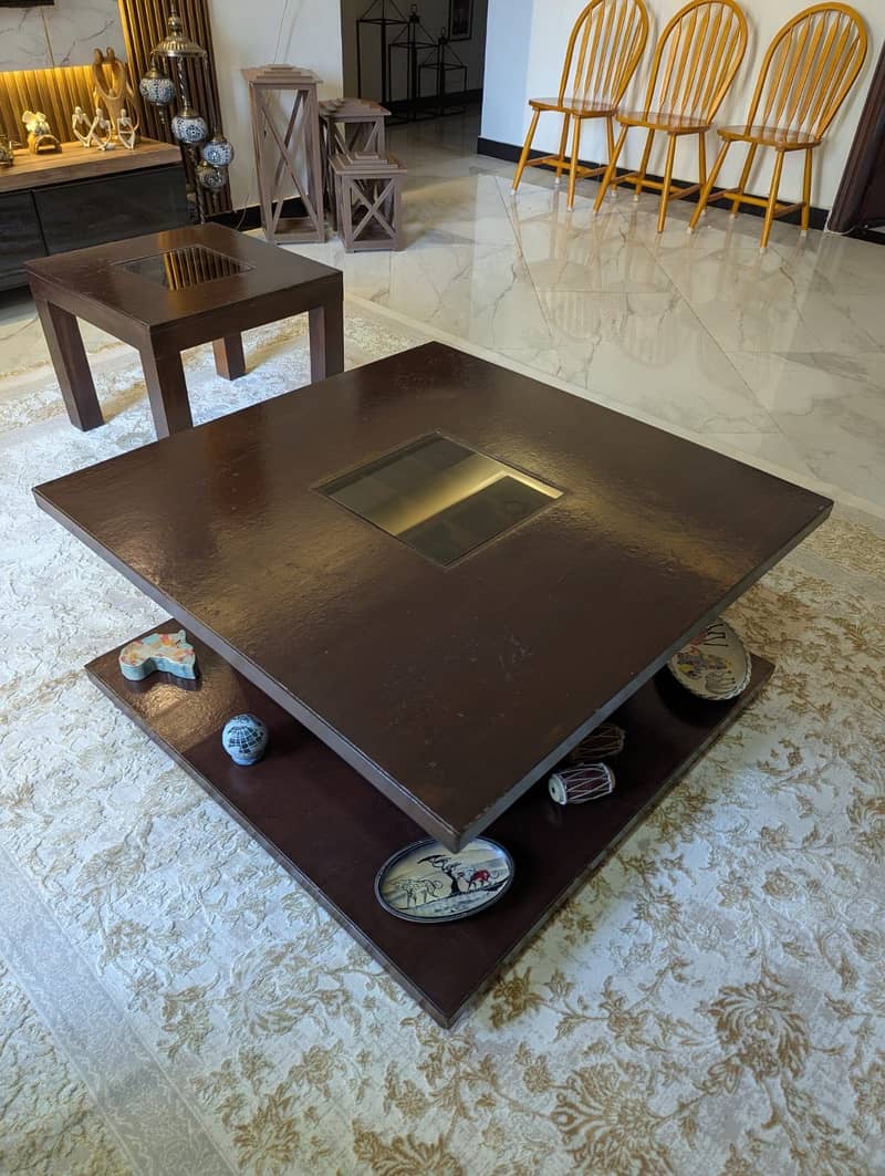 Centre table & side tables 4