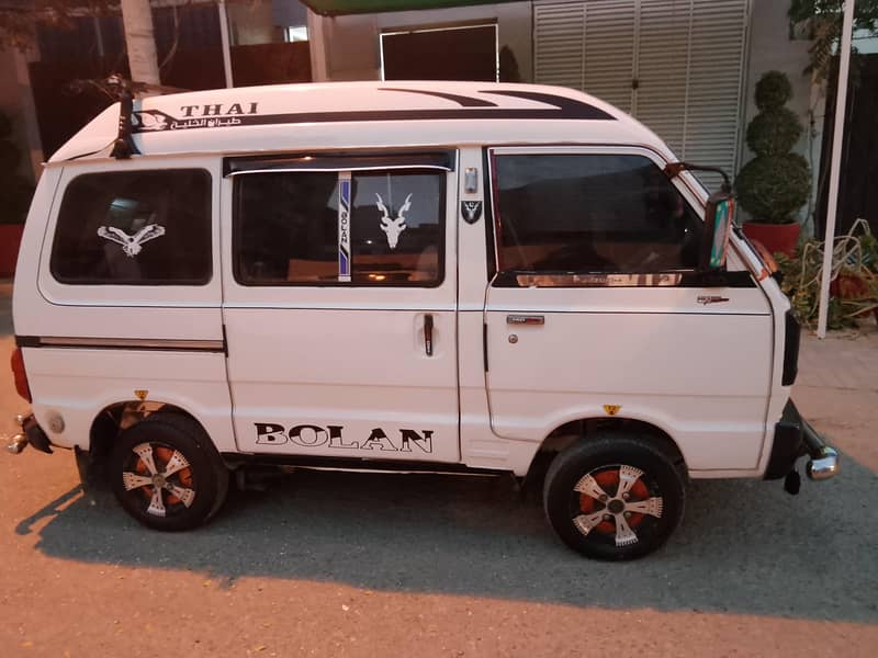 Suzuki Bolan 2012 4