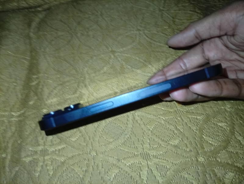Apple iPhone 14 5