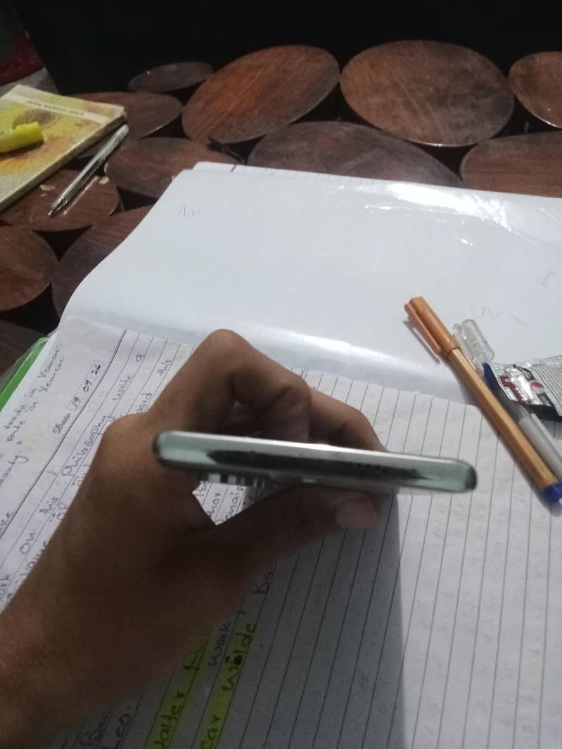 Tecno comon 40 pro 3