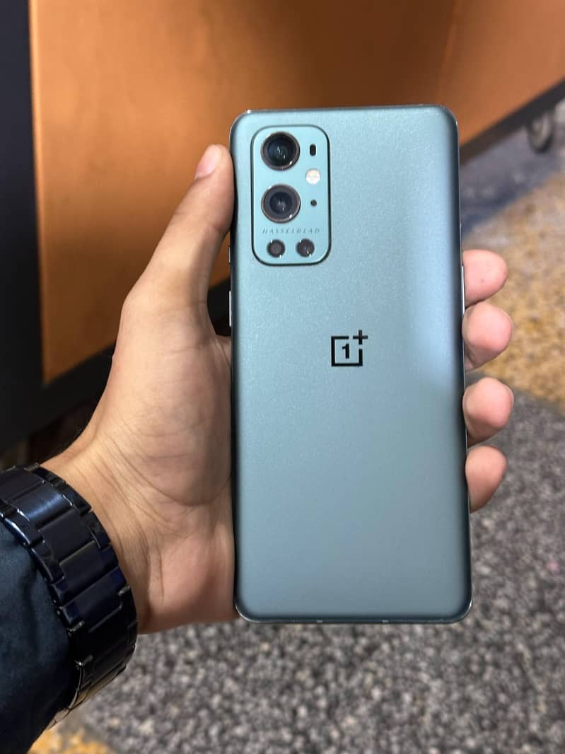 One Plus 9 Pro 0