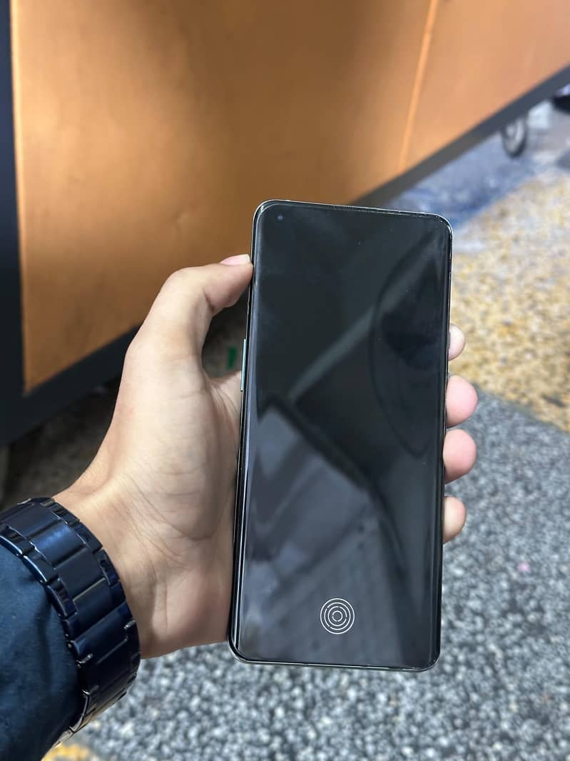 One Plus 9 Pro 1