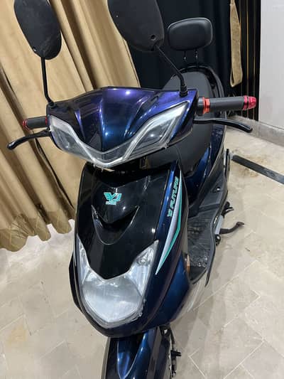 Yj Future Electric Scooty New Condition Contact:: #03123240213
