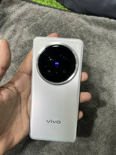 Vivo X200 pro /16/512Gb / sim working / silver