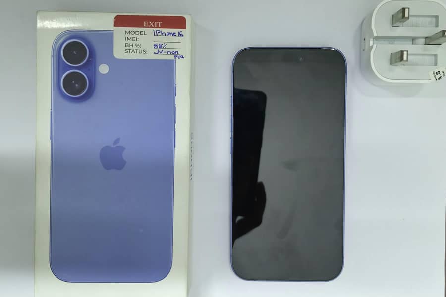 Apple iPhone 16 1