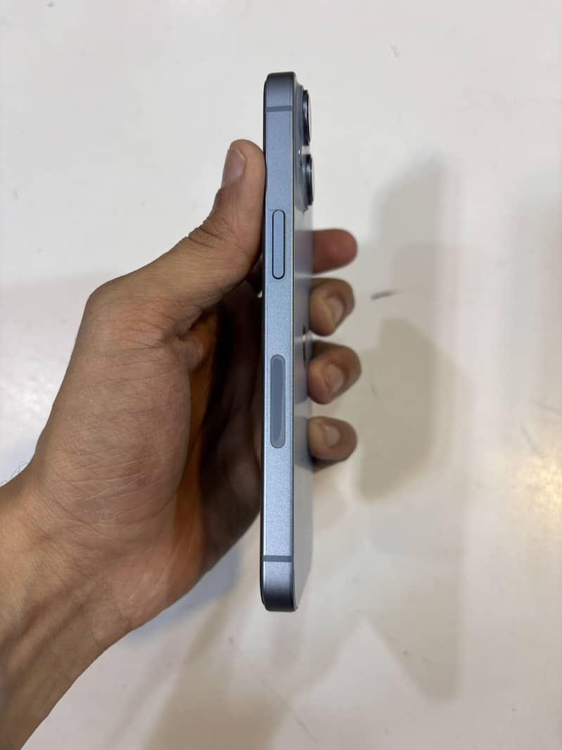 Apple iPhone 14 2