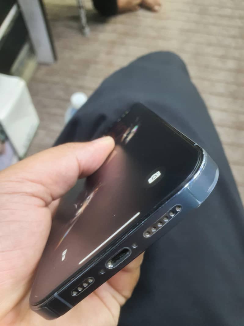Apple iPhone 13 Pro Max 5