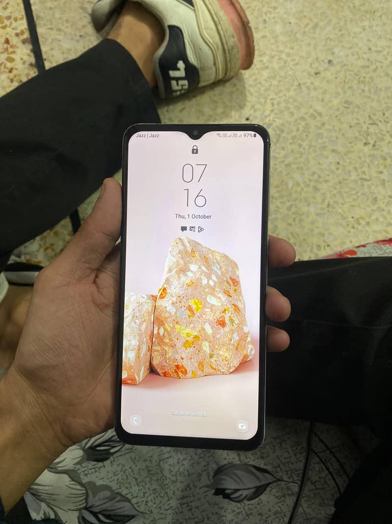 Samsung Mobile A02 1