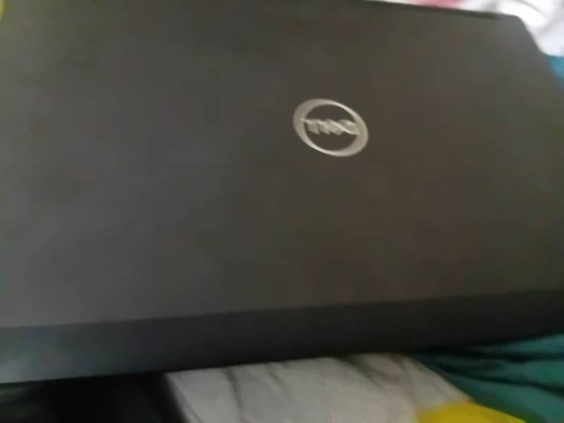 Dell Precision 7530 0