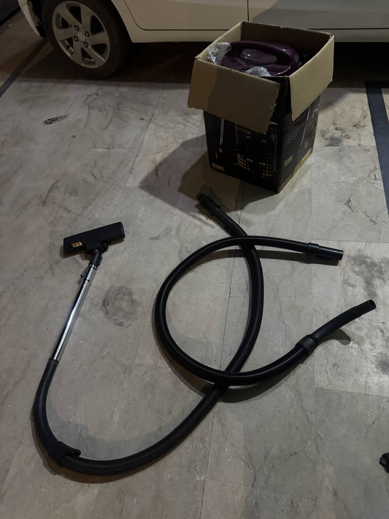 Vacuum cleaner 4