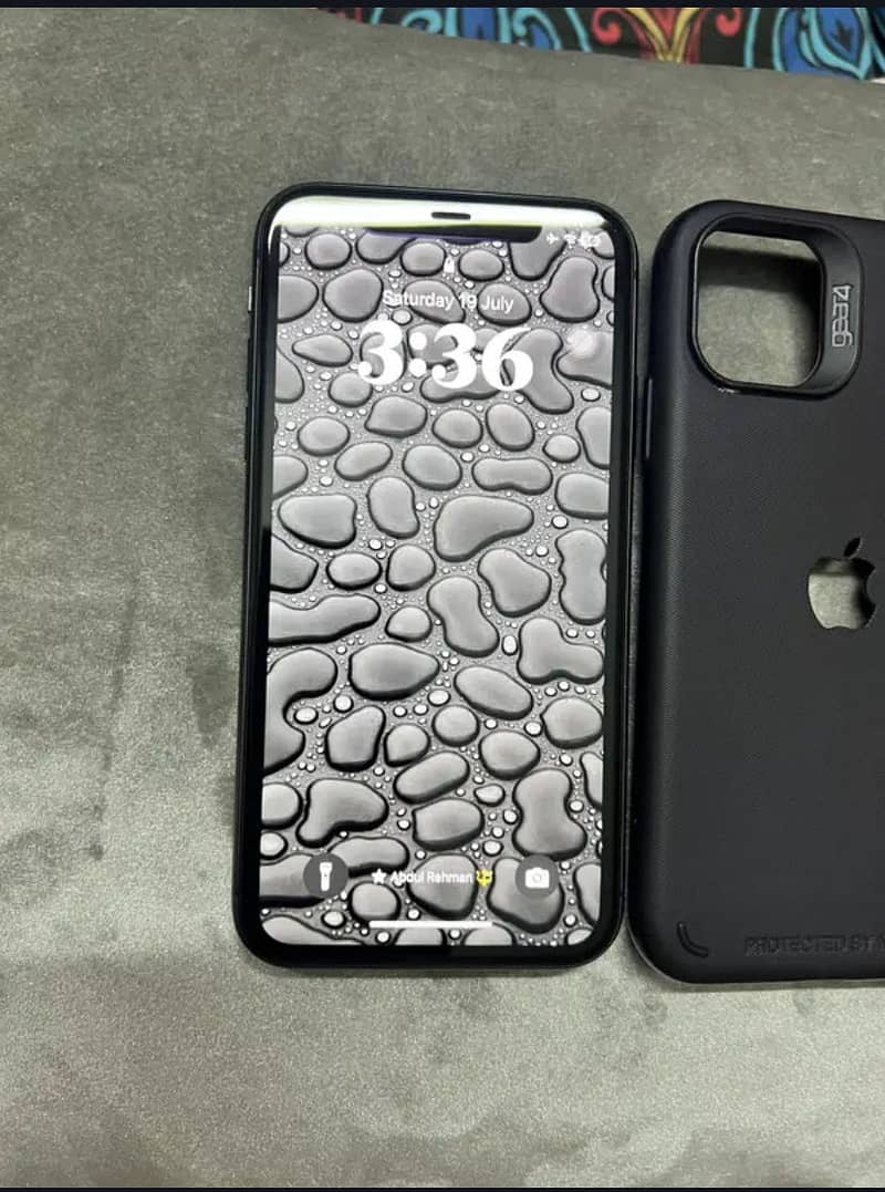 Apple iPhone 11 0