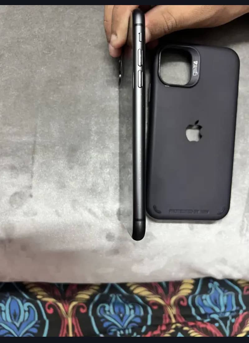 Apple iPhone 11 1