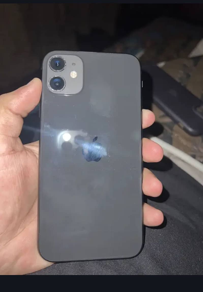 Apple iPhone 11 3