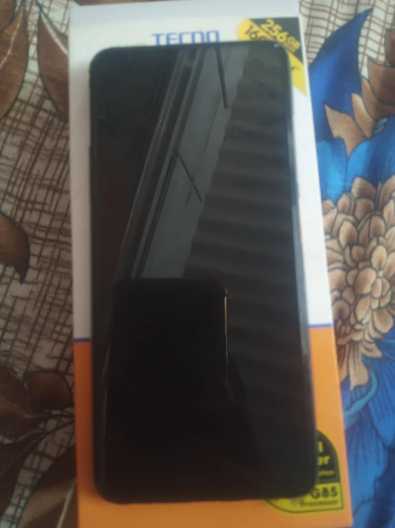 Tecno Spark 20 2