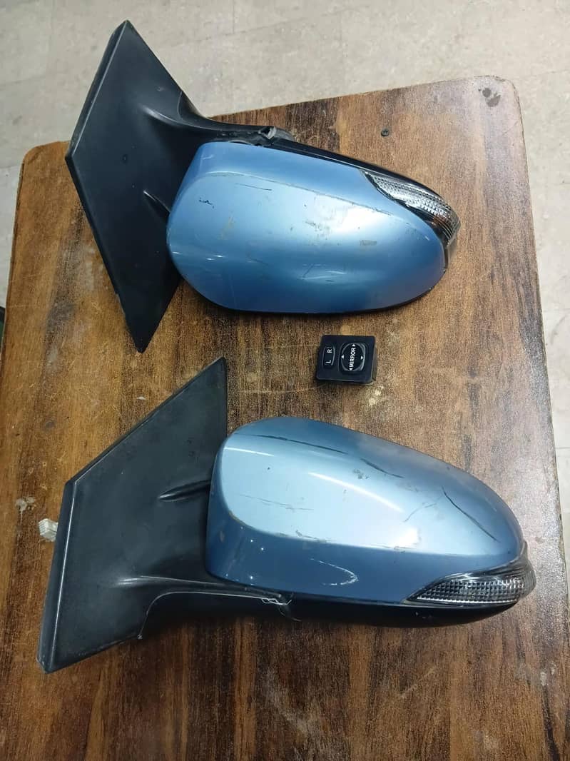 Corolla 2018 Side Mirror 4