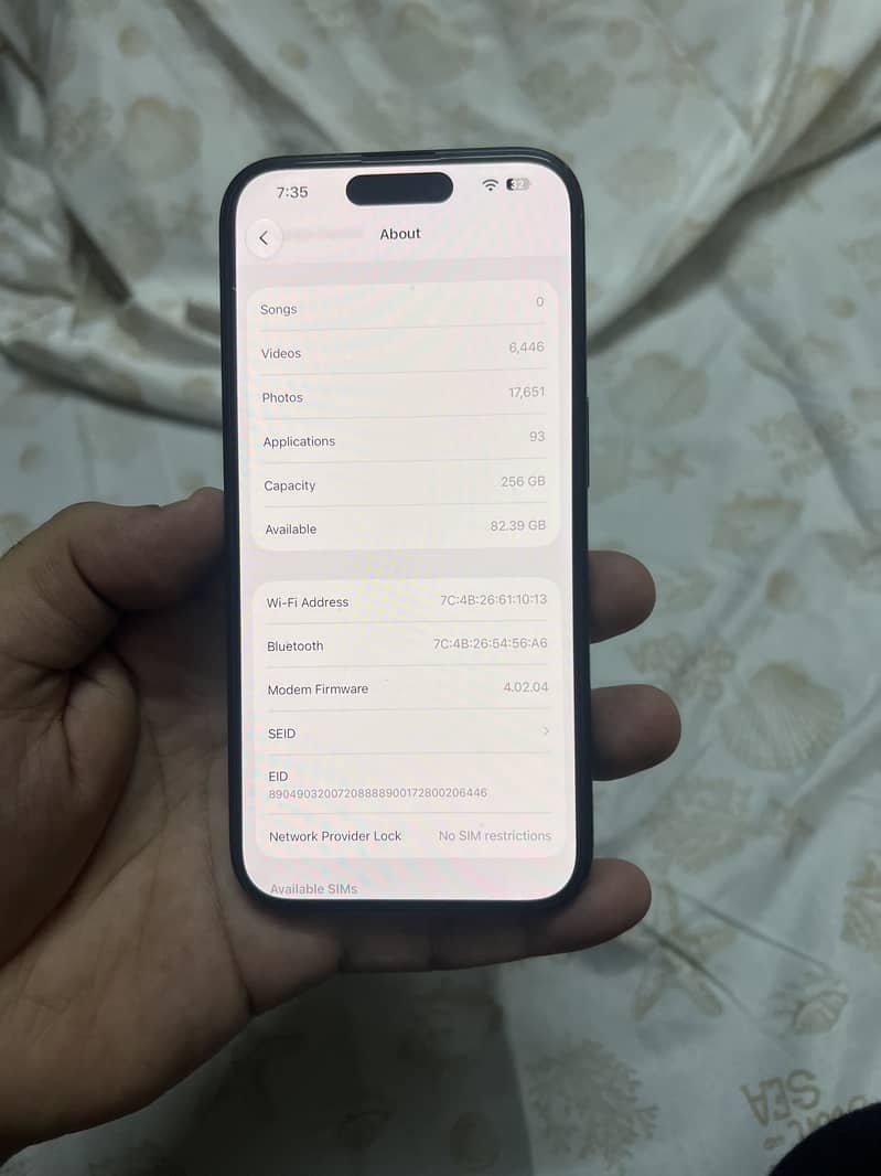 Apple iPhone 15 Pro 1