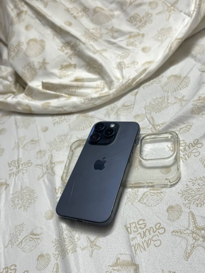 Apple iPhone 15 Pro 8