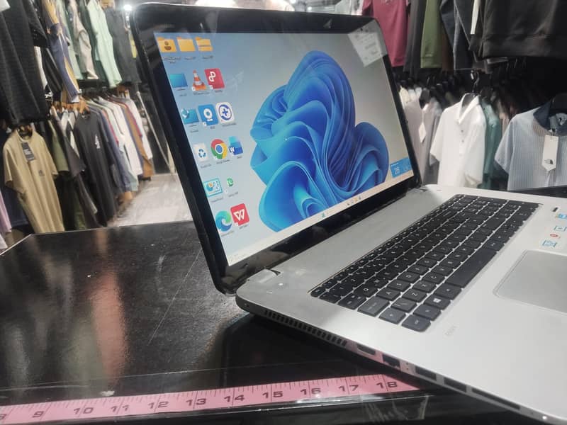 touch screen laptop 0