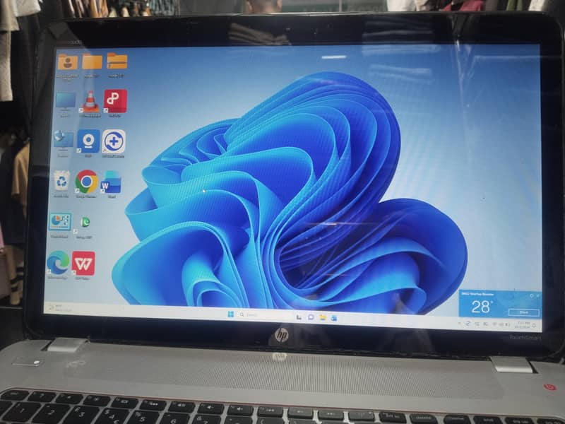 touch screen laptop 3