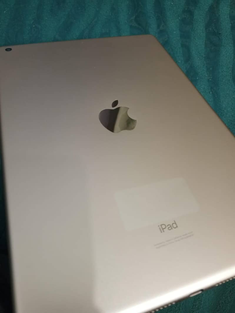 Ipad 7th gen. . 0